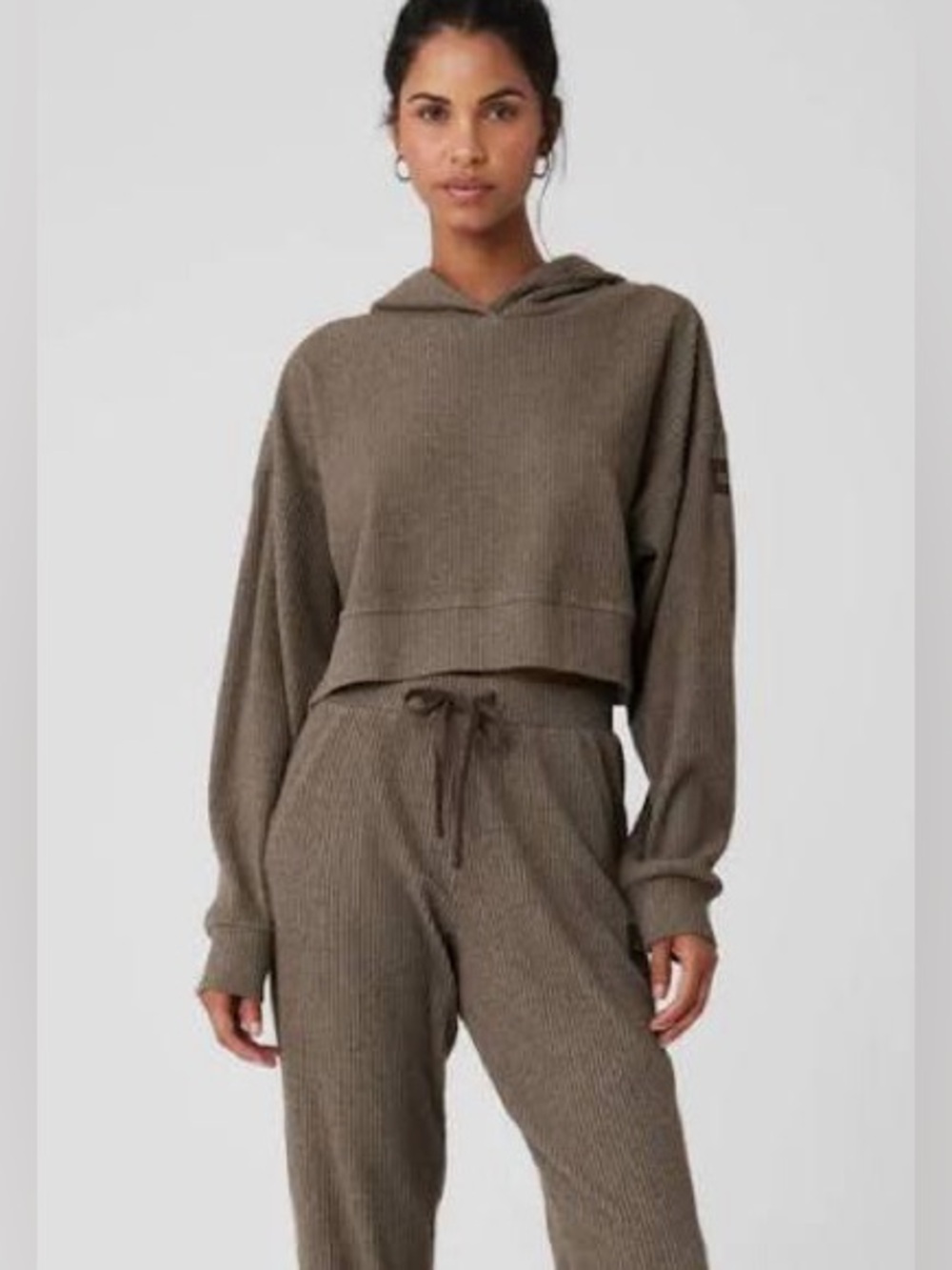 Alo Yoga - Muse set ( Crop Hoodie / Jogger) XS/S in Olive Tree